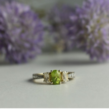 925 Sterling Silver Peridot & Colorless Quartz Ring Size 8