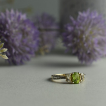 925 Sterling Silver Peridot & Colorless Quartz Ring Size 8