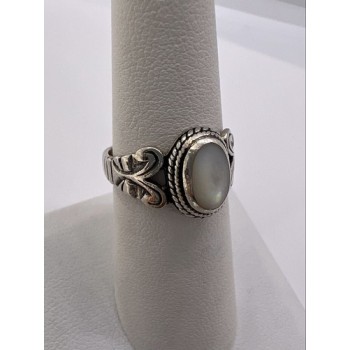 925 STERLING SILVER MOTHER OF PEARL RING SIZE 6