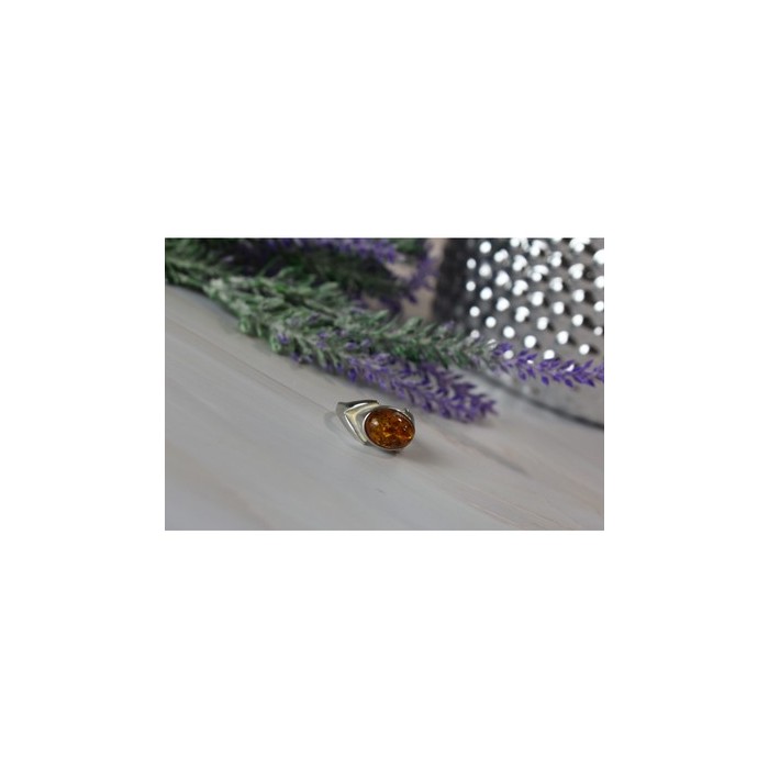 925 Sterling Silver Amber Ring Size 8.5
