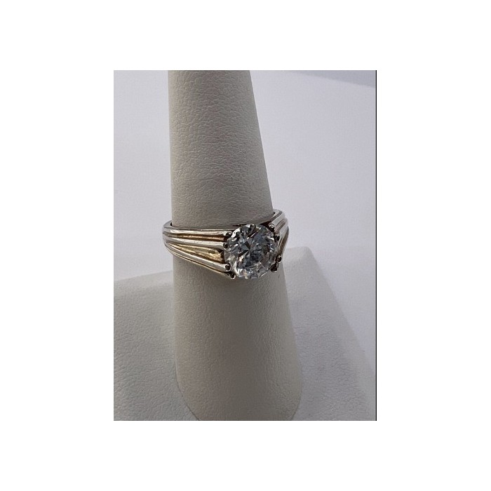 925 Sterling Silver & CZ Ring Size 6.5
