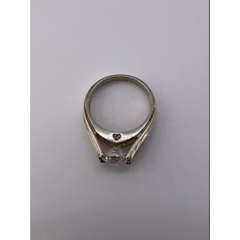 925 Sterling Silver & CZ Ring Size 6.5