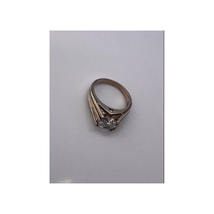 925 Sterling Silver & CZ Ring Size 6.5