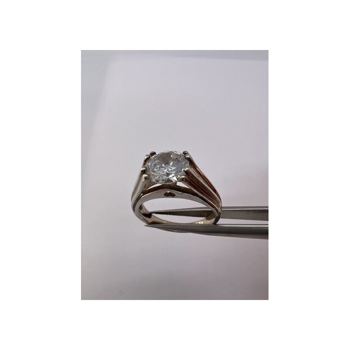 925 Sterling Silver & CZ Ring Size 6.5