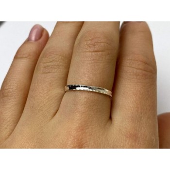 925 Sterling Silver Band Ring Size 8.5 Italy