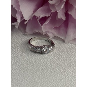 Shiny 925 Sterling Silver CZ Ring Size 7