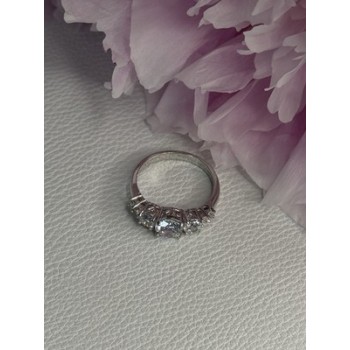 Shiny 925 Sterling Silver CZ Ring Size 7