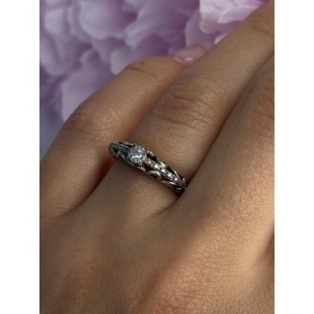 925 Sterling Silver Diamond Ring Size 6