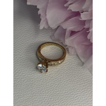 925 Sterling Silver Gold Plated CZ Ring Size 7