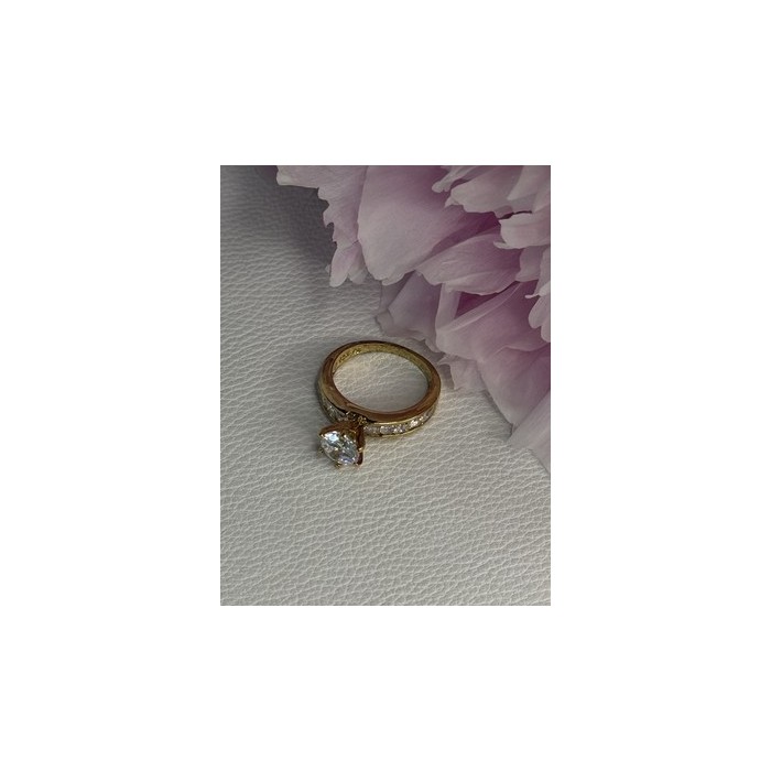 925 Sterling Silver Gold Plated CZ Ring Size 7