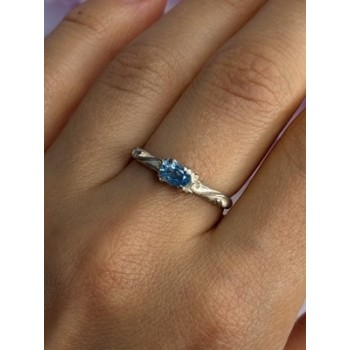 925 Sterling Silver Topaz Ring Size 8.5