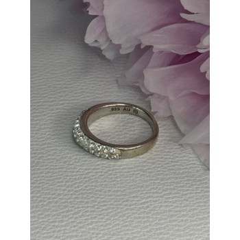 Classy 925 Sterling Silver CZ Ring Size 7.5