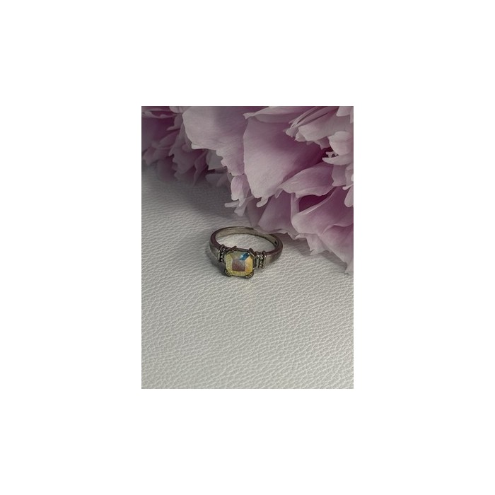 925 Sterling Silver CZ Ring Size 9