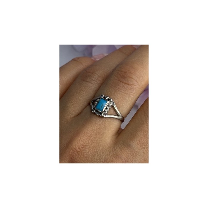 925 Sterling Silver Turquoise Ring Size 7.5
