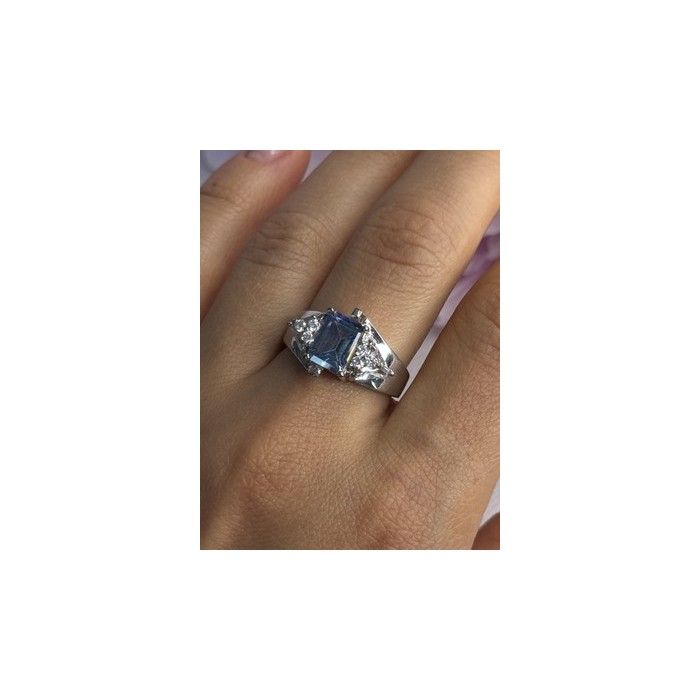 925 Sterling Silver CZ Ring Size 9