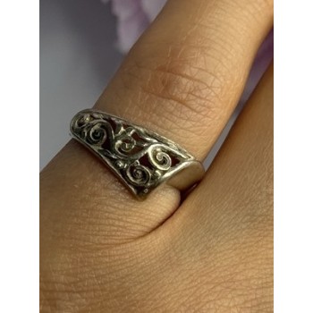 Vintage 925 Sterling Silver Ring Size 5