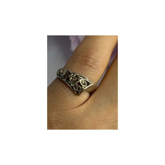 Vintage 925 Sterling Silver Ring Size 5