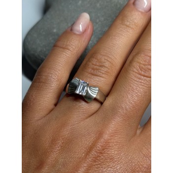 925 Sterling Silver Beryl Bow Ring Size 6