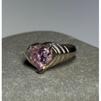 925 Sterling Silver CZ Heart Ring Size 6.5
