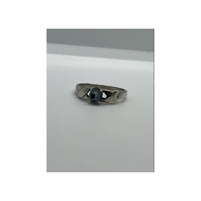 925 Sterling Silver & Topaz Ring Size 8