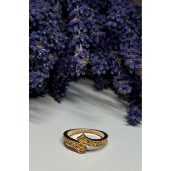 925 Sterling Silver Gold Plated Ring Size 6