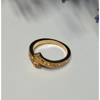 925 Sterling Silver Gold Plated Ring Size 6