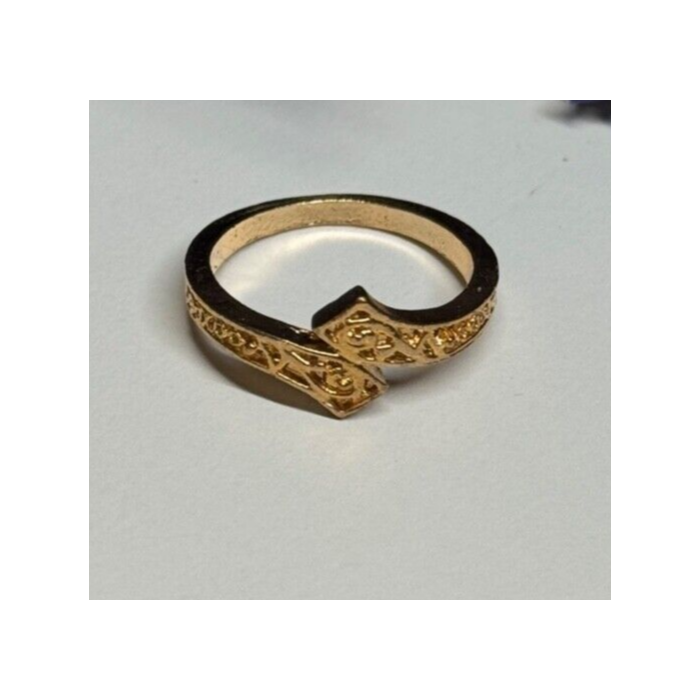 925 Sterling Silver Gold Plated Ring Size 6