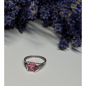 925 Sterling Silver Pink Topaz Ring Size 5