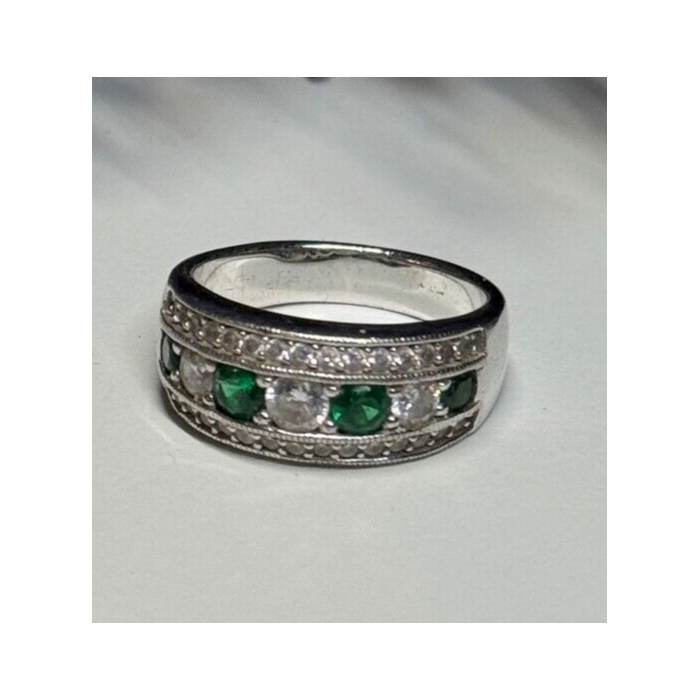 925 Sterling Silver CZ Ring Size 8