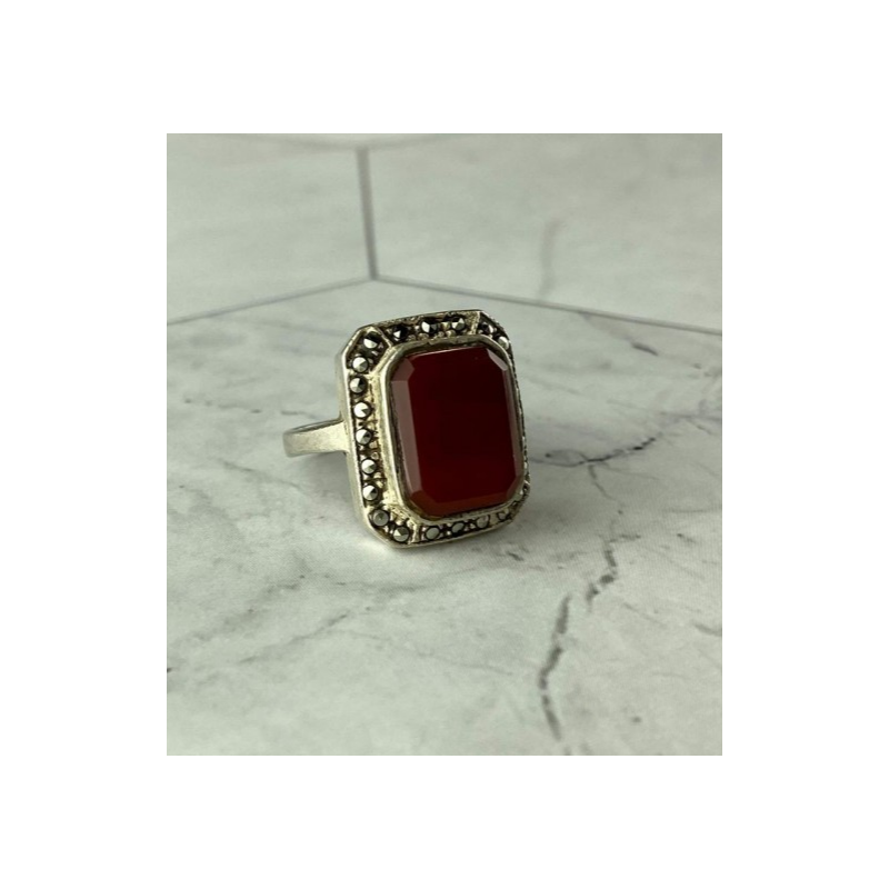 Vintage 925 Sterling Silver Agate & Marcasites Ring Size 7