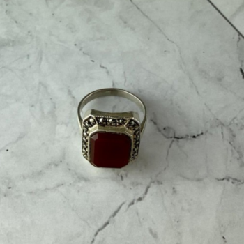 Vintage 925 Sterling Silver Agate & Marcasites Ring Size 7