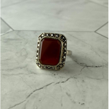 Vintage 925 Sterling Silver Agate & Marcasites Ring Size 7