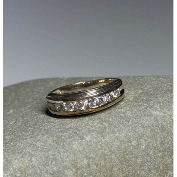 925 Sterling Silver CZ Ring Size 6