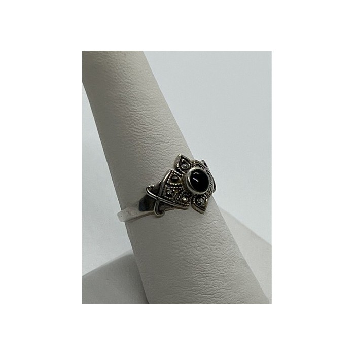 925 Sterling Silver Onyx & Marcasite Ring Size 7