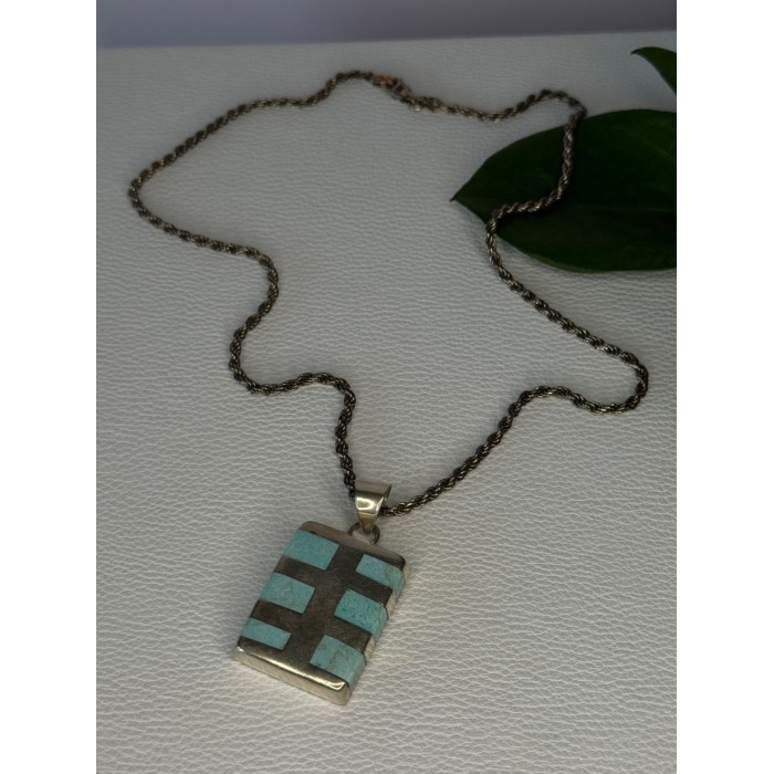 Vintage 925 Sterling Silver Turquoise Necklace Length 18 inch
