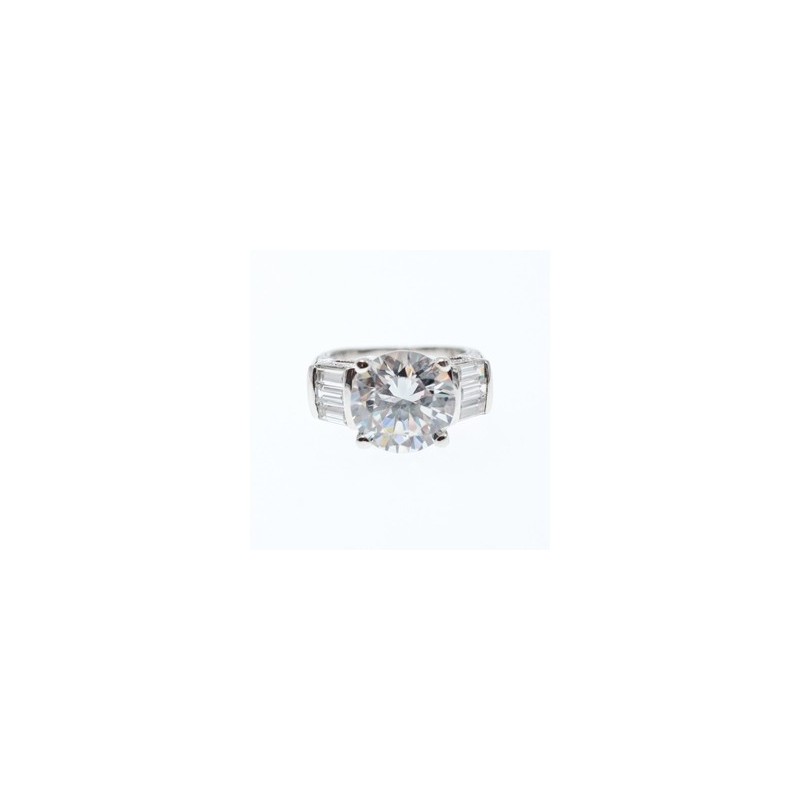 925 Sterling Silver CZ Ring Size 5.5