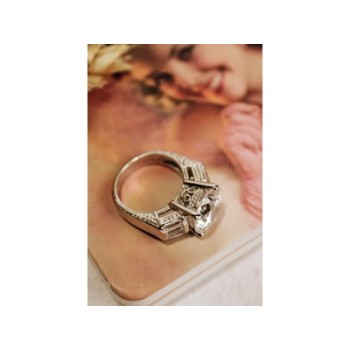 925 Sterling Silver CZ Ring Size 5.5