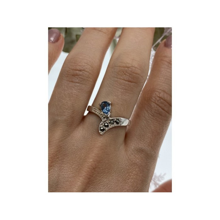 925 Sterling Silver Topaz & Marcasites Ring Size 10