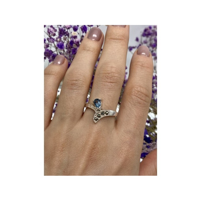 925 Sterling Silver Topaz & Marcasites Ring Size 10