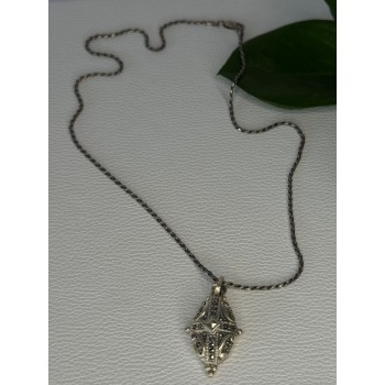 Elegant Vintage 925 Sterling Silver Marcasite Necklace Length 17.5 inch