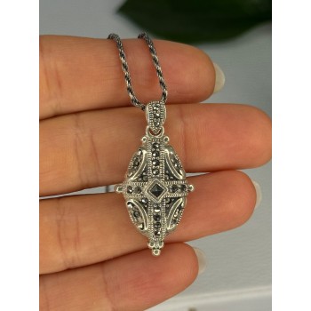 Elegant Vintage 925 Sterling Silver Marcasite Necklace Length 17.5 inch