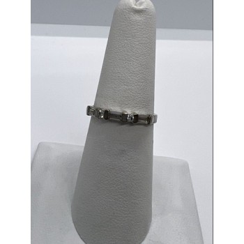 925 Sterling Silver & CZ Ring Size 6.5