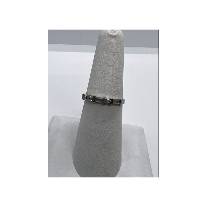 925 Sterling Silver & CZ Ring Size 6.5