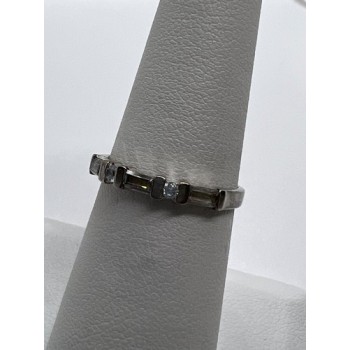 925 Sterling Silver & CZ Ring Size 6.5