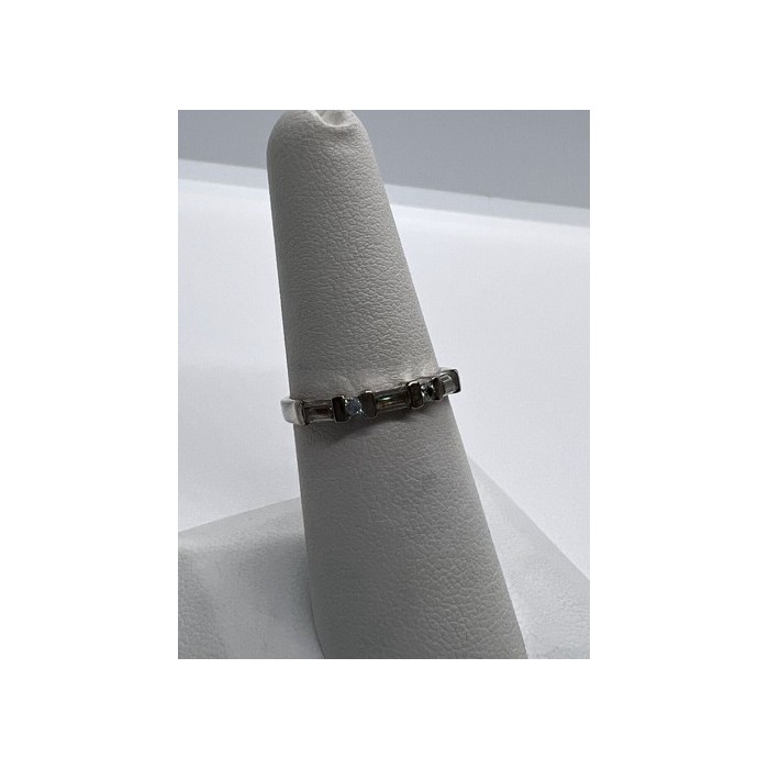 925 Sterling Silver & CZ Ring Size 6.5