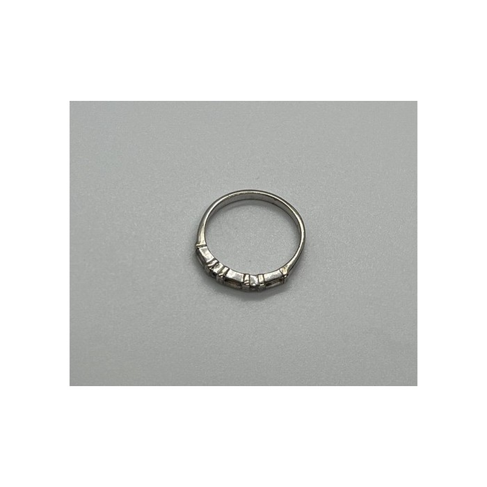 925 Sterling Silver & CZ Ring Size 6.5