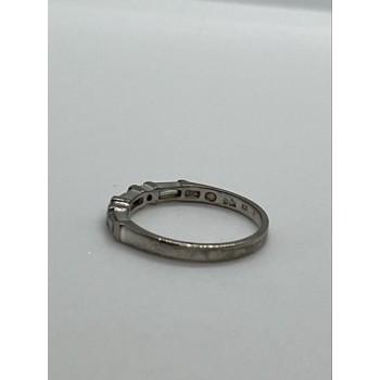 925 Sterling Silver & CZ Ring Size 6.5