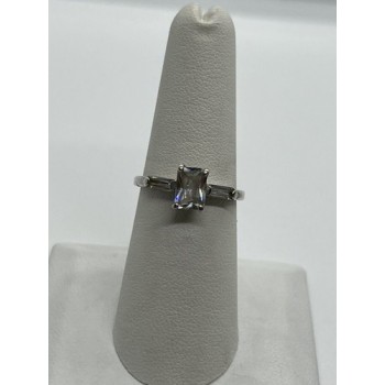 925 Sterling Silver & CZ Ring Size 6.5