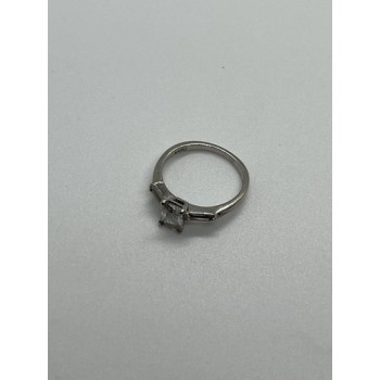 925 Sterling Silver & CZ Ring Size 6.5