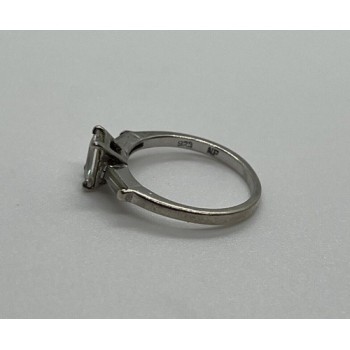 925 Sterling Silver & CZ Ring Size 6.5